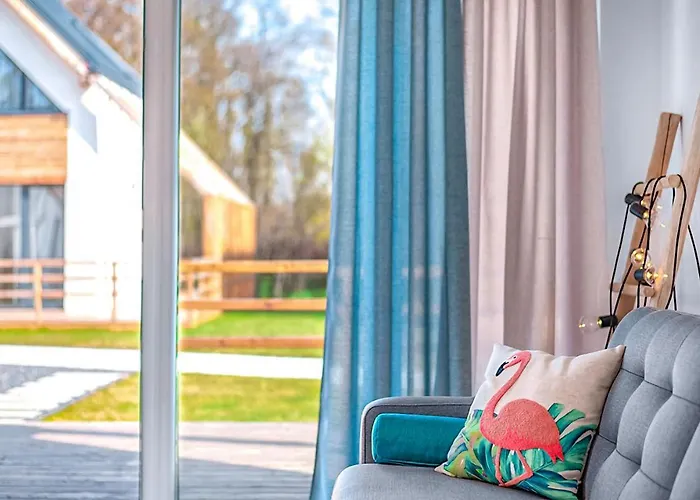 Semesterbostad 2 Bedroom Beautiful In Nowecin